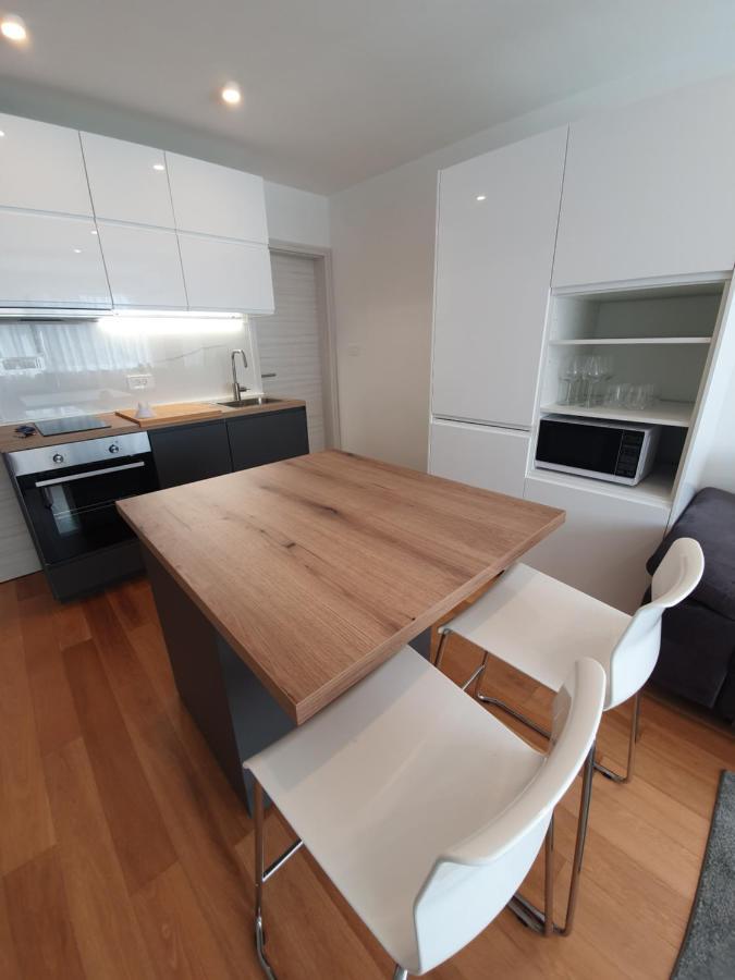 Apartman Leona 4*, Kantrida Rijeka Ngoại thất bức ảnh